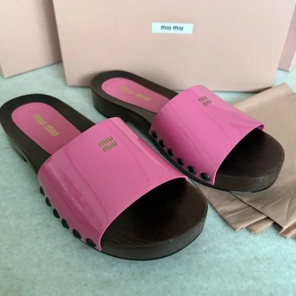 MIU MIU 5Z425E Fuschia Pink Patent Leather Wooden Clogs Sandals sz 41